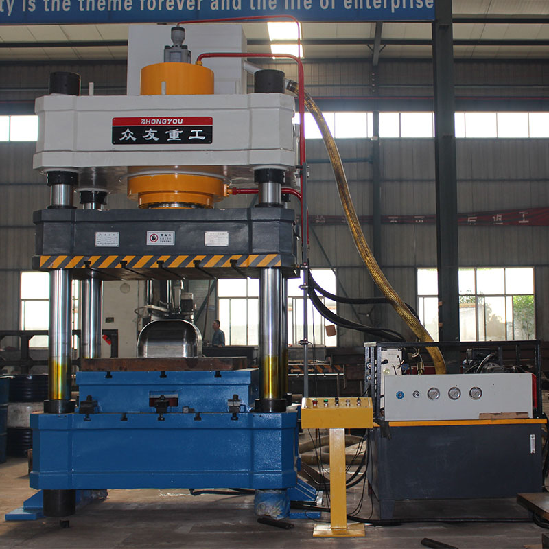 四柱油壓機在使用時對電壓有什么要求?