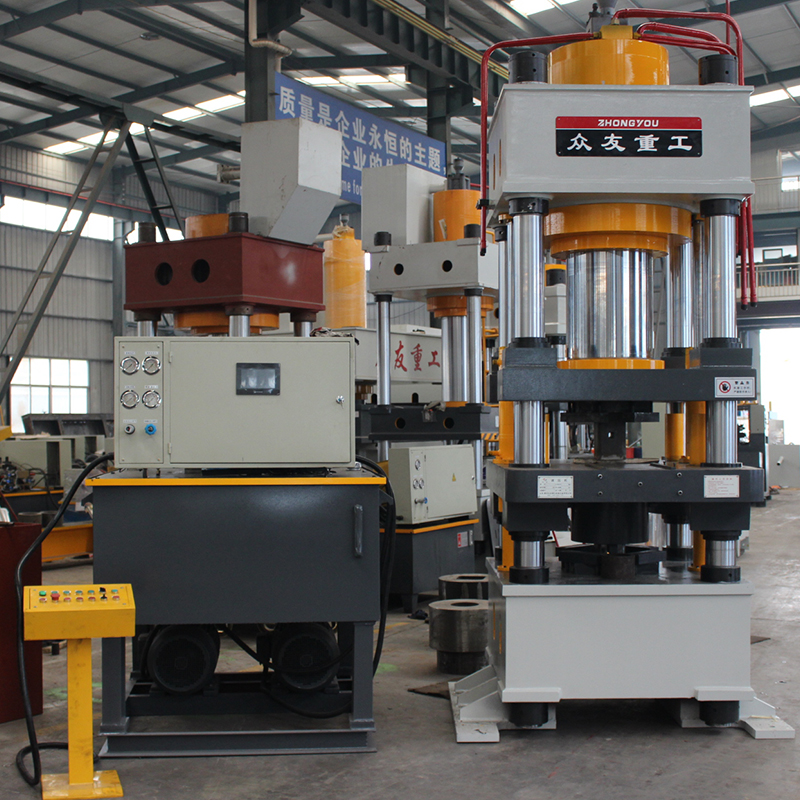 三梁四柱油壓機的精度應該如何調整呢？