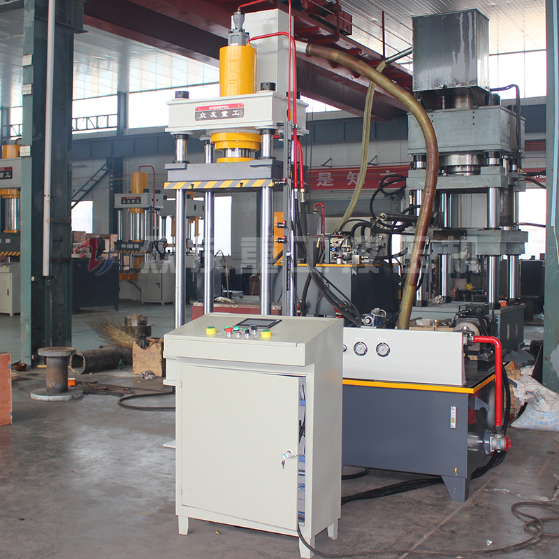 油壓機廠家教你四柱油壓機如何進行節油