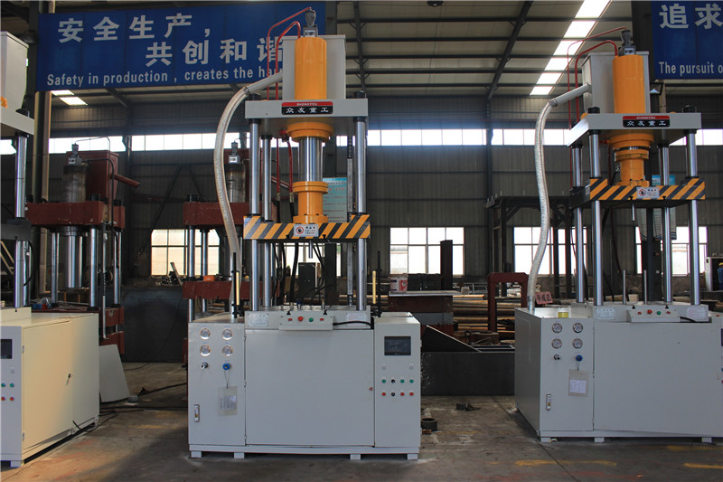 100噸液壓墊一體拉伸機