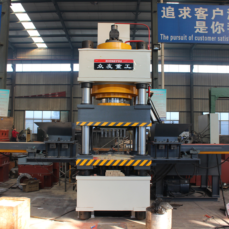 630噸雙色魚餌壓塊液壓機