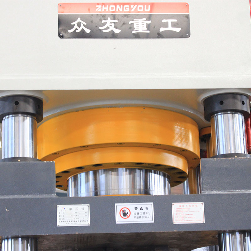 800噸自動上料鹽磚機