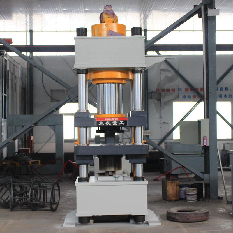 500T鹽磚壓塊成型液壓機