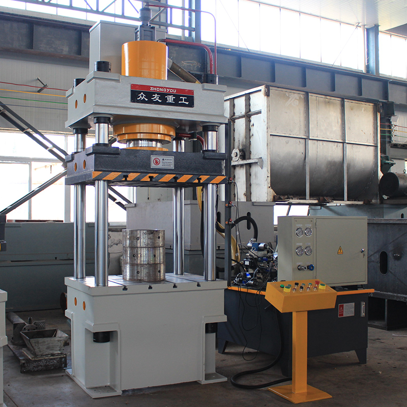 200噸壓浴鹽球帶PLC液壓機