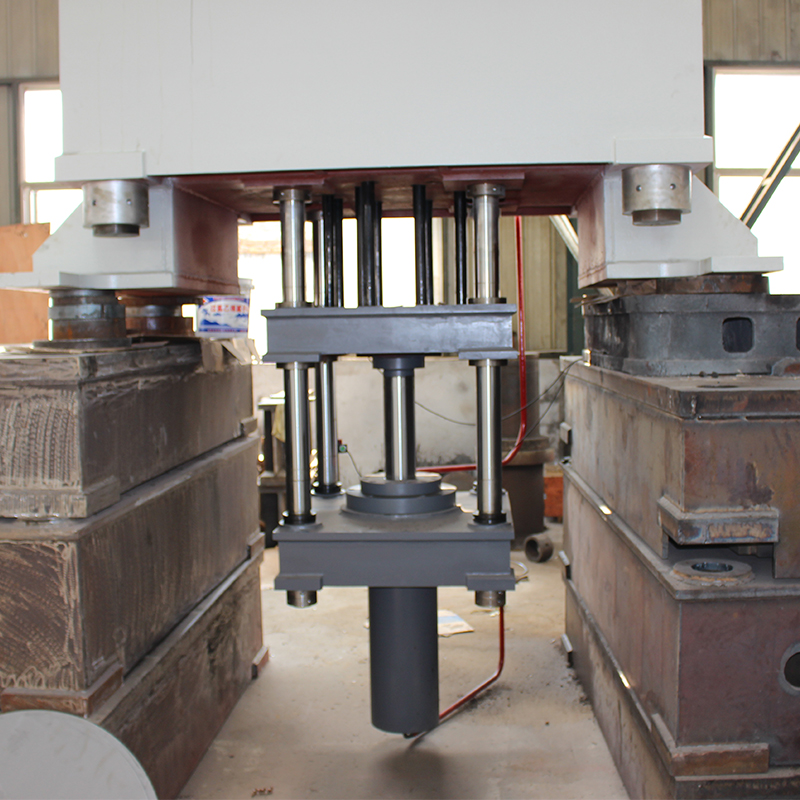 500噸太陽能內膽拉伸成型液壓機