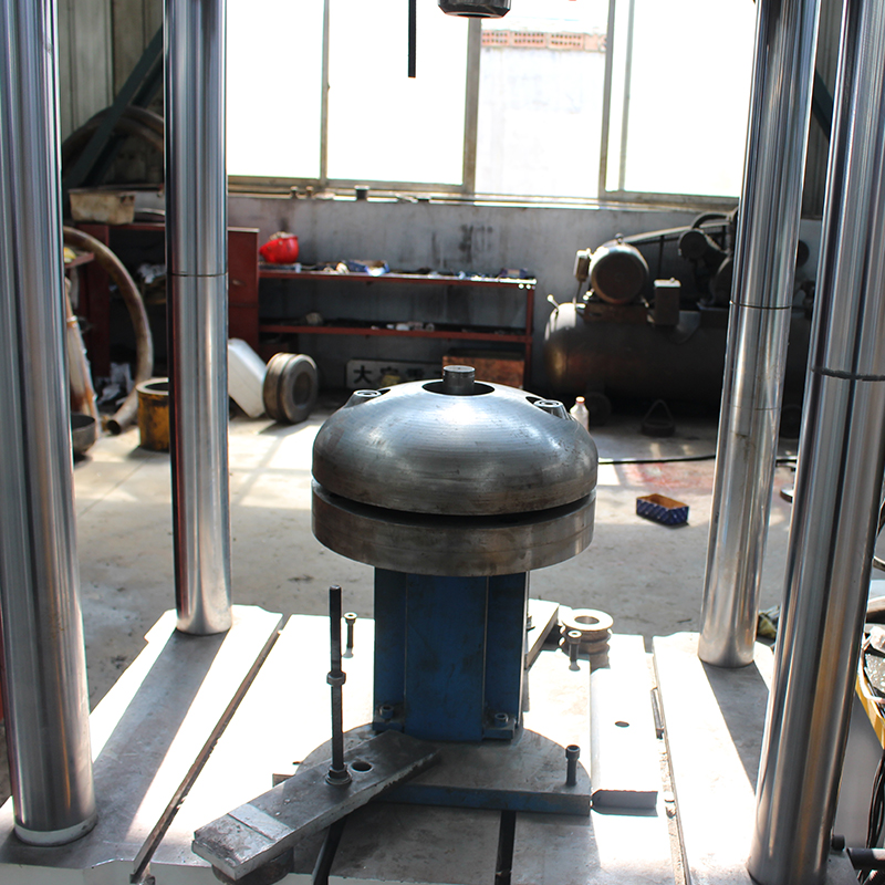 500噸太陽能內膽拉伸成型液壓機