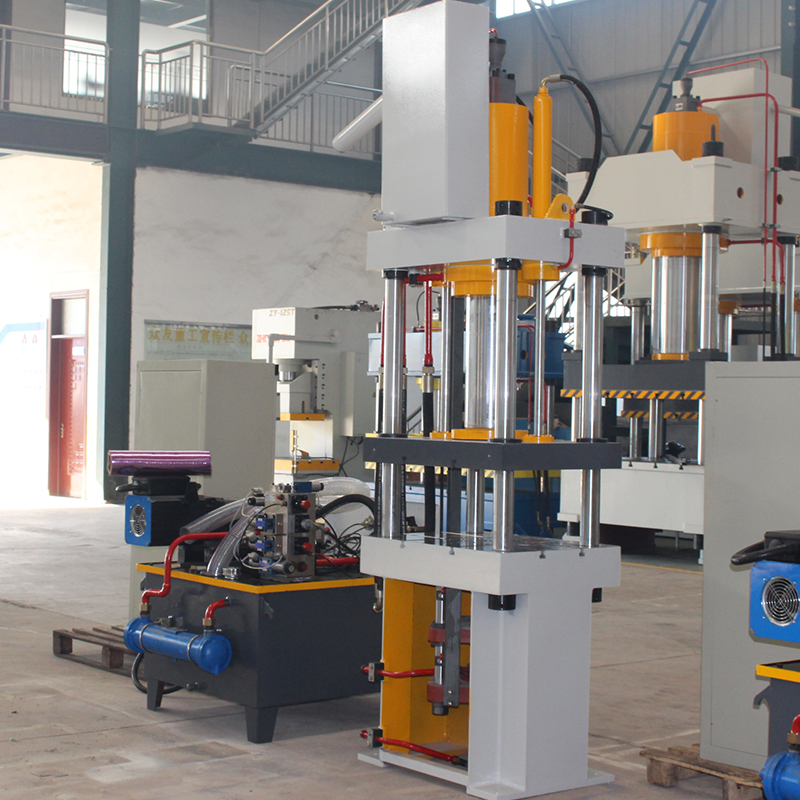 100噸帶快速缸伺服系統四柱液壓機