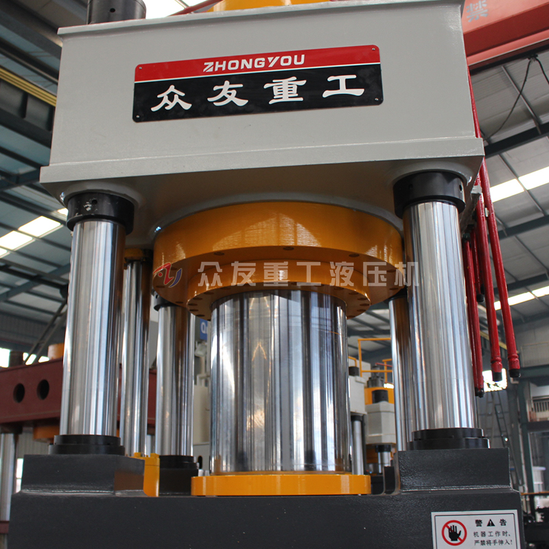 500噸牛羊舔磚粉末成型液壓機