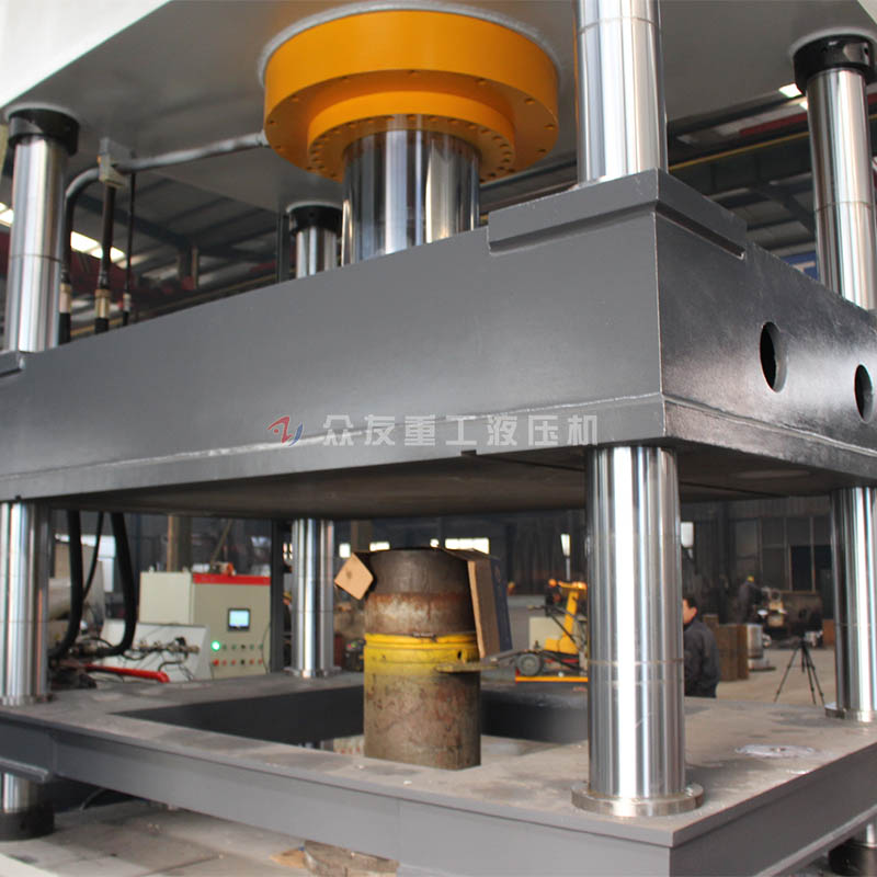 600噸四柱硅酸蓋板液壓機