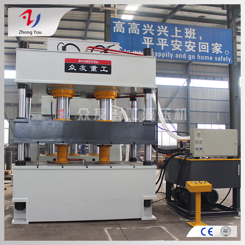 如何保護拉伸油壓機的成型模具？